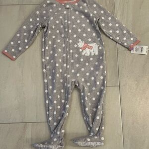 NEW Carters Gray Polka Dot Kids One Piece Pajama Fleece Onsie with Bear Design